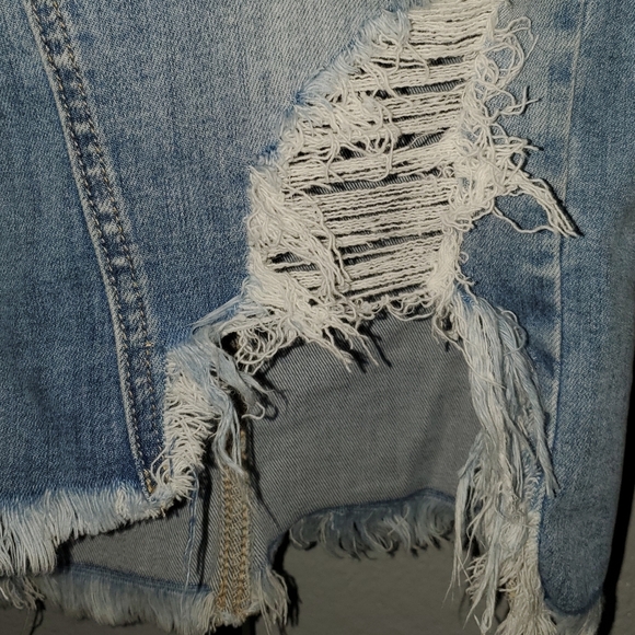 HIDDEN distressed denim skirt - Picture 11 of 11